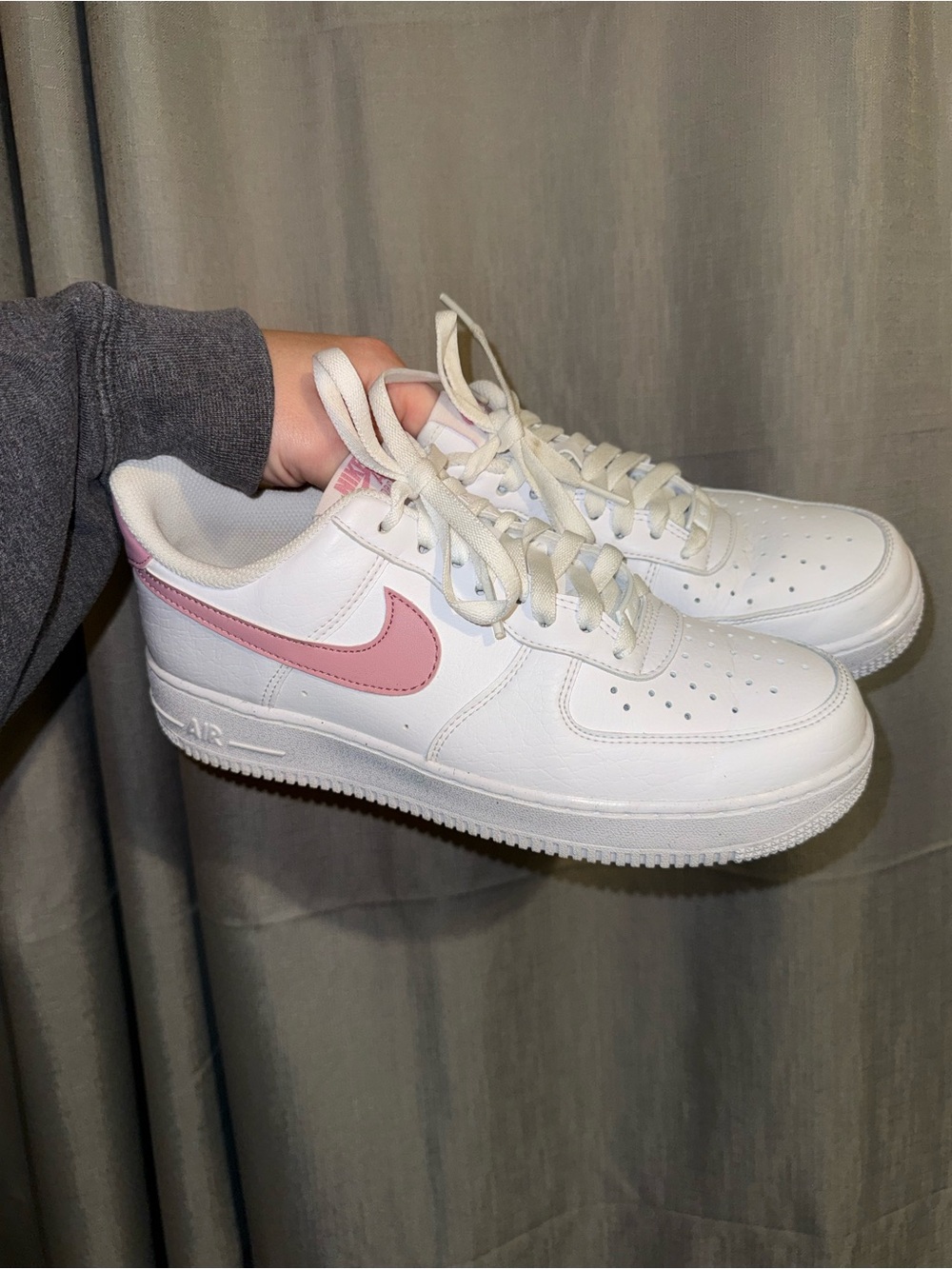 Nike Women's Low-Top Sneakers in White with Pink Swoosh